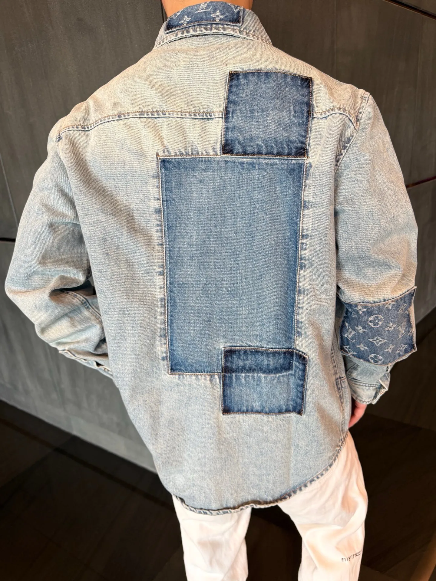 Louis Vuitton/Louis Vuitton presbyopic patchwork denim jacket